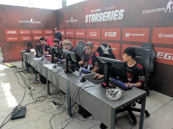 总是在一瞬 总是在一瞬