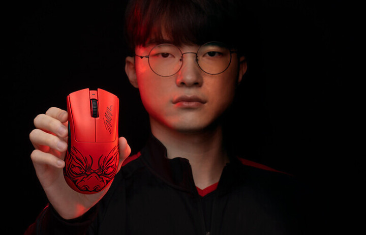 效力巴塞罗 效力巴塞罗